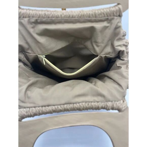 1970s Inspired Handmade Macrame Crochet Handbag With Floral Wooden Handle - Picture 5 of 10